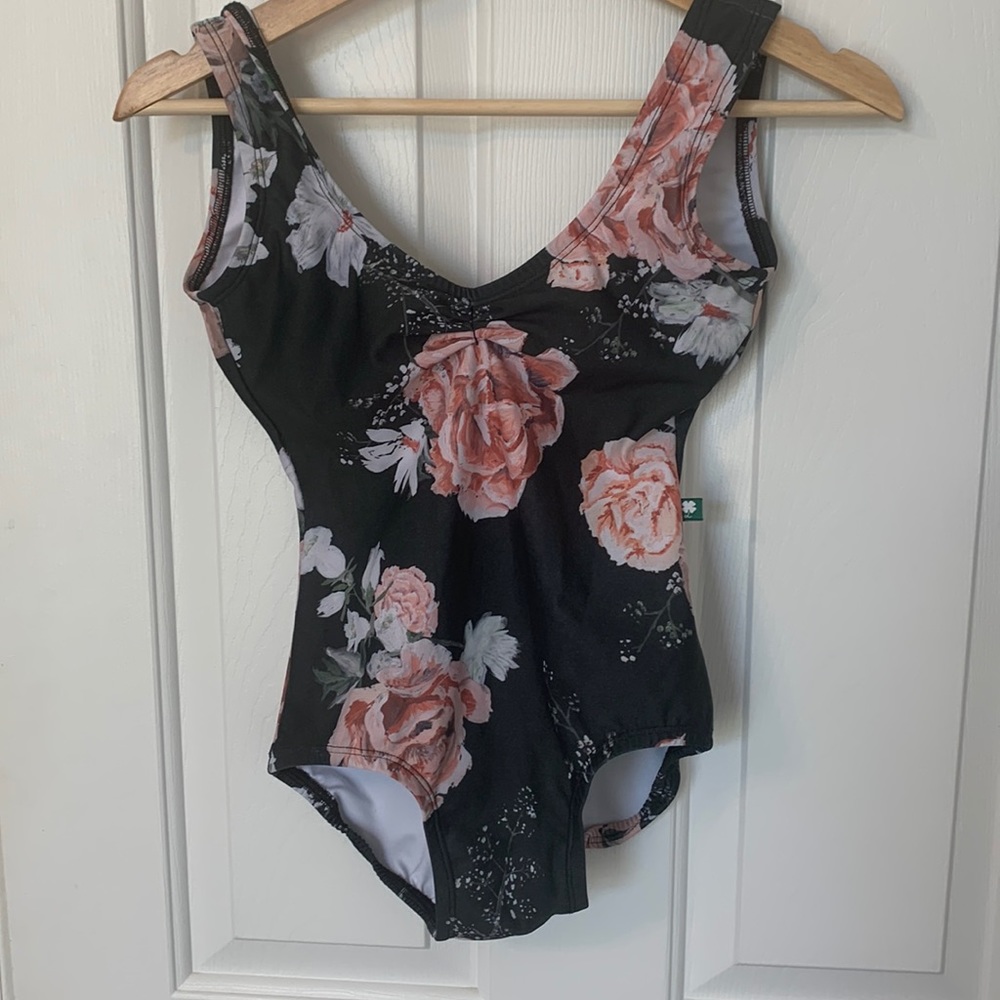 LUCKY LEO LEOTARD